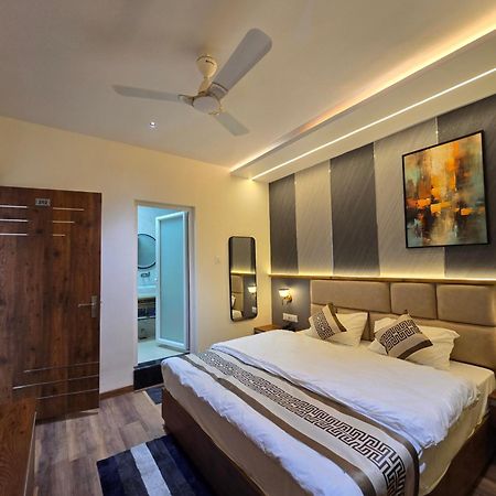 Hotel Fortune Ayodhya Exterior photo