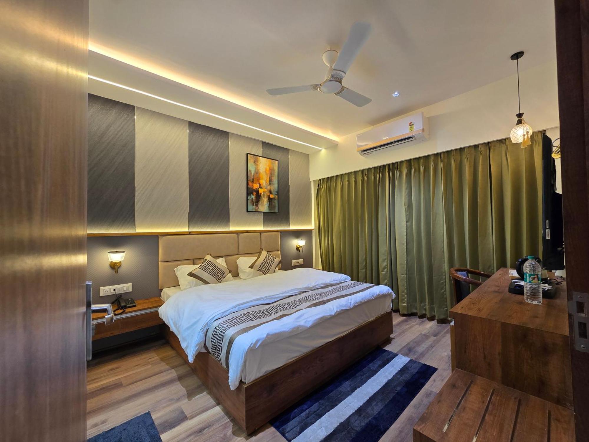 Hotel Fortune Ayodhya Exterior photo