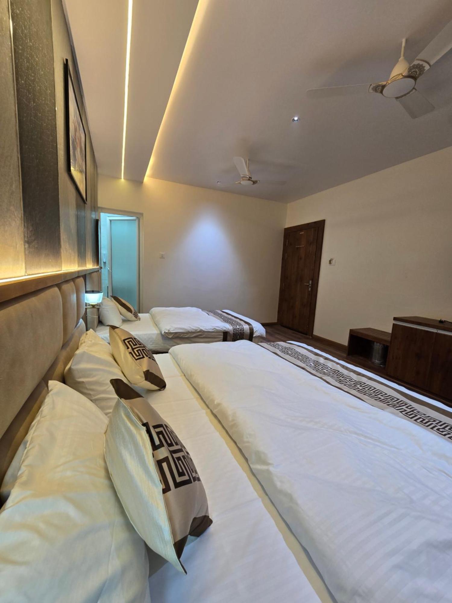 Hotel Fortune Ayodhya Exterior photo