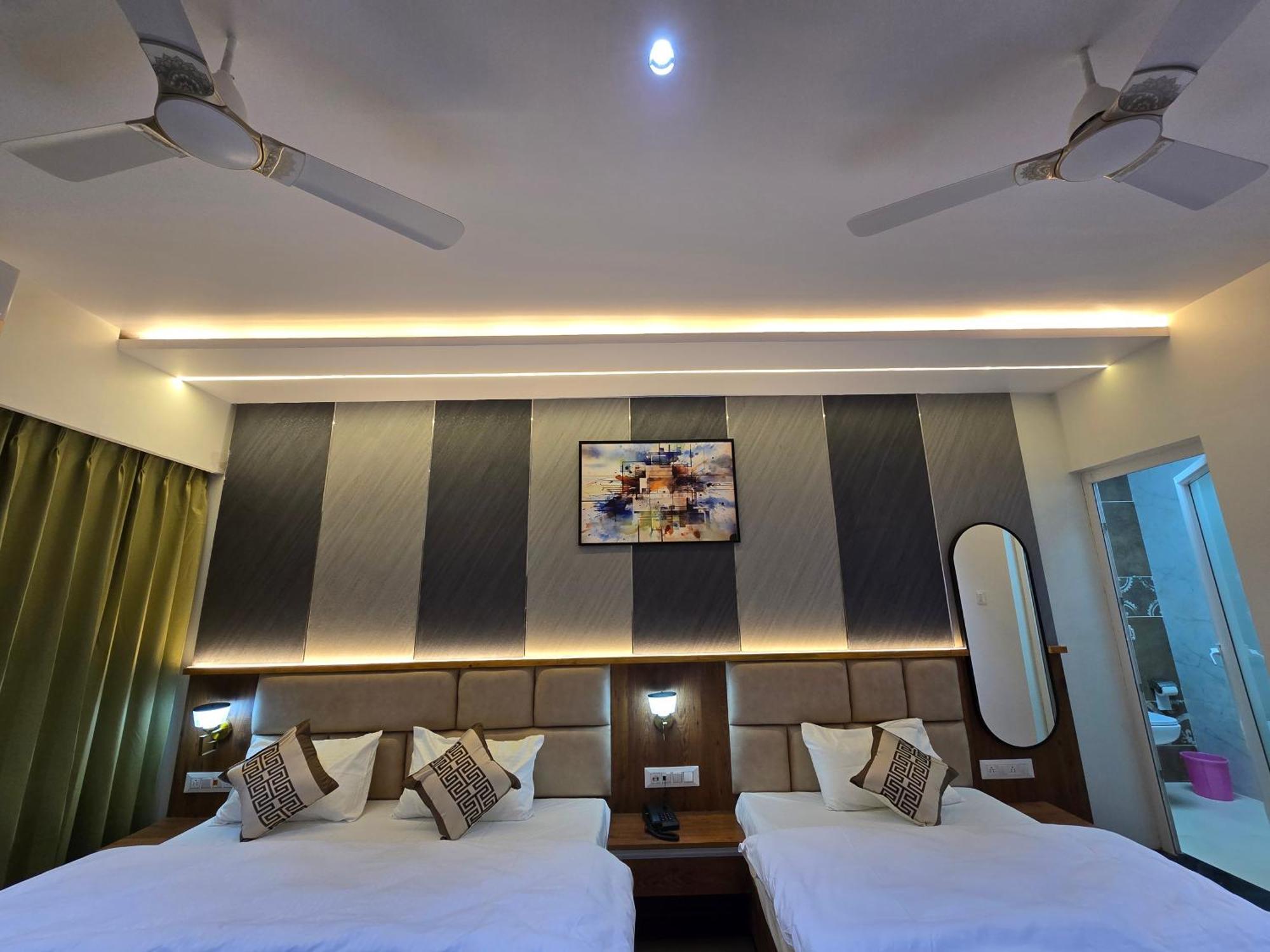Hotel Fortune Ayodhya Exterior photo