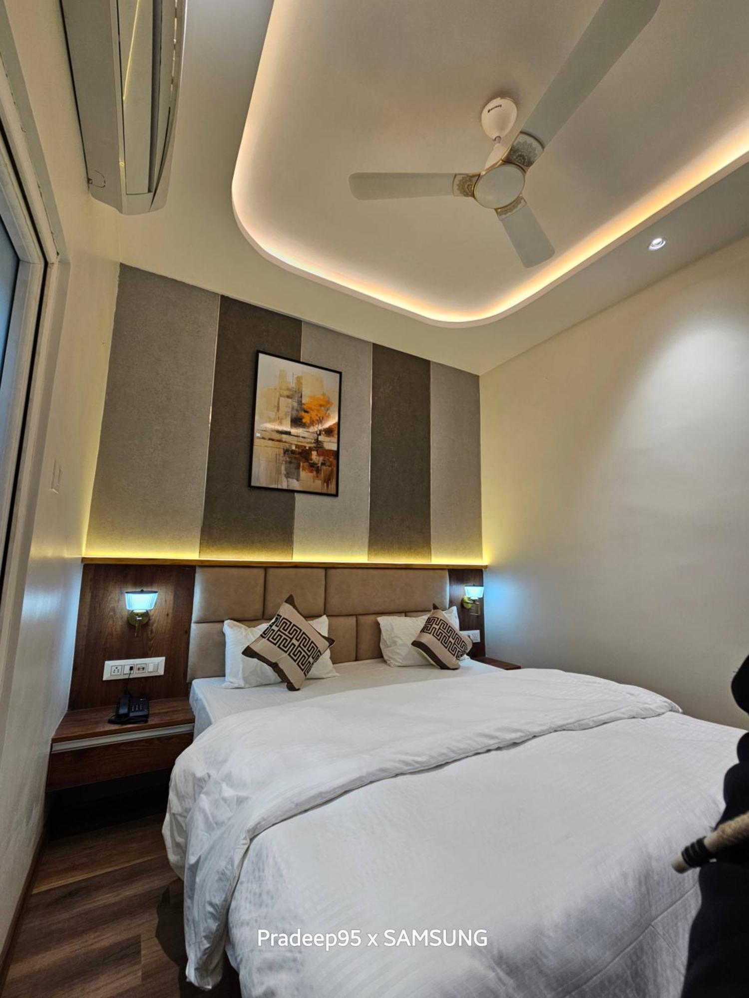 Hotel Fortune Ayodhya Exterior photo