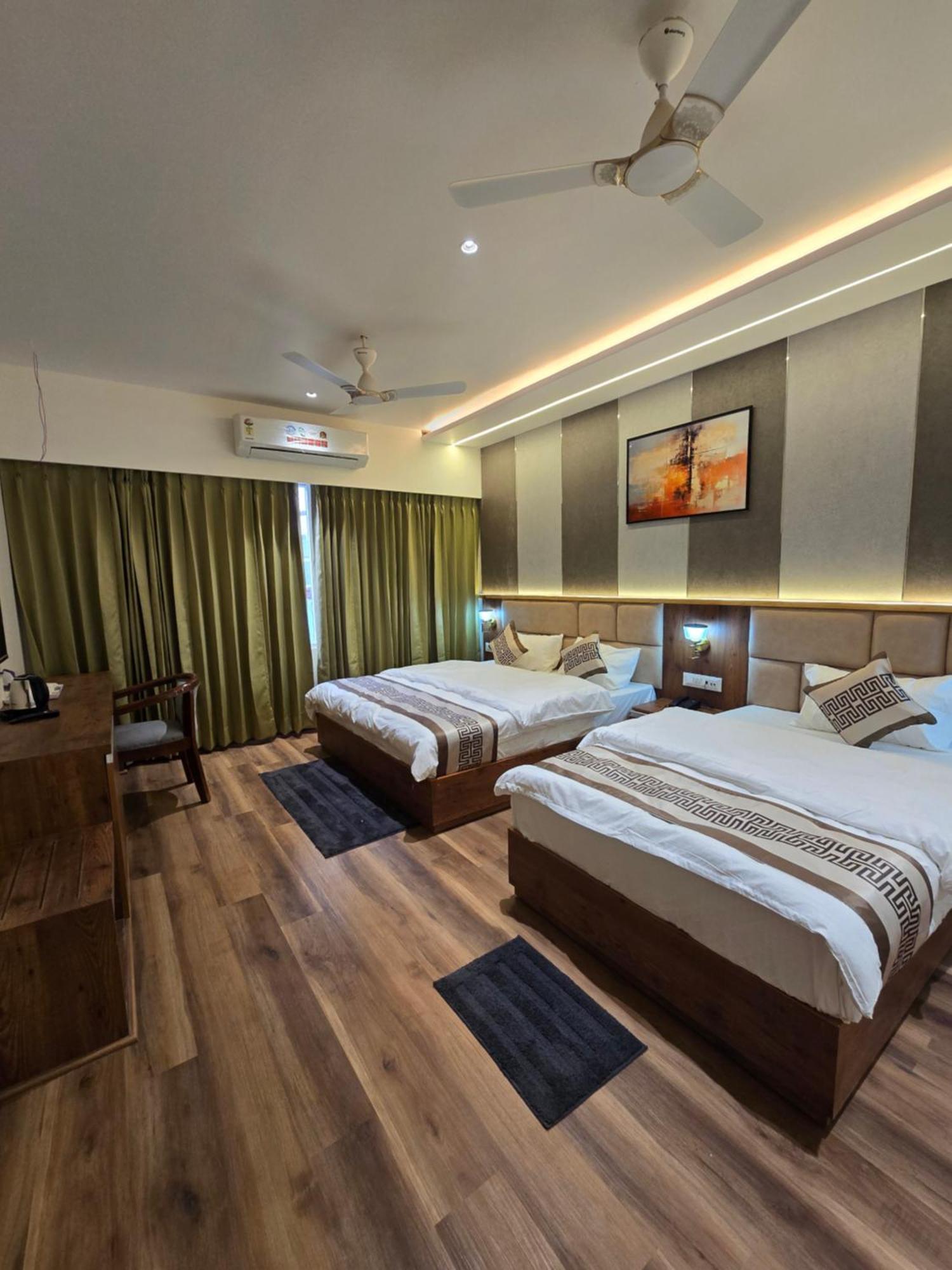 Hotel Fortune Ayodhya Exterior photo